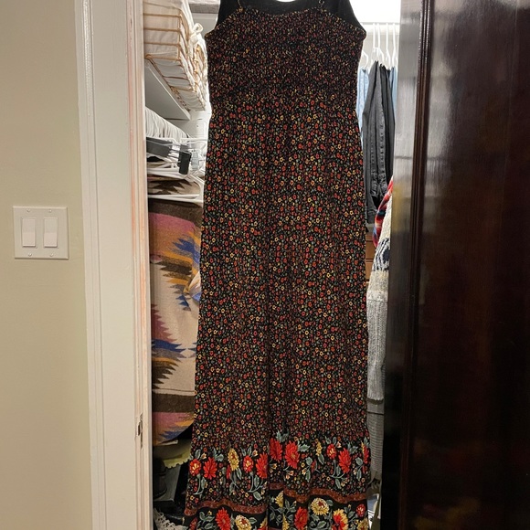 Target Summertime Maxi Dress - Picture 2 of 5